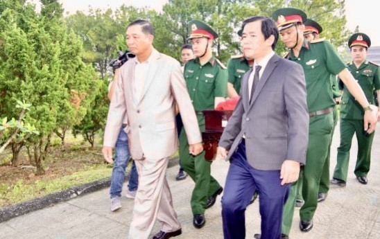 Thừa Thiên-Huế: An táng hài cốt liệt sỹ quân tình nguyện hy sinh ở Lào ảnh 1