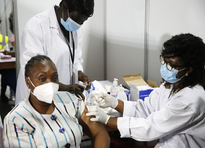 WHO sẽ phân phối 237 triệu liều vắcxin theo chương trình COVAX ảnh 1