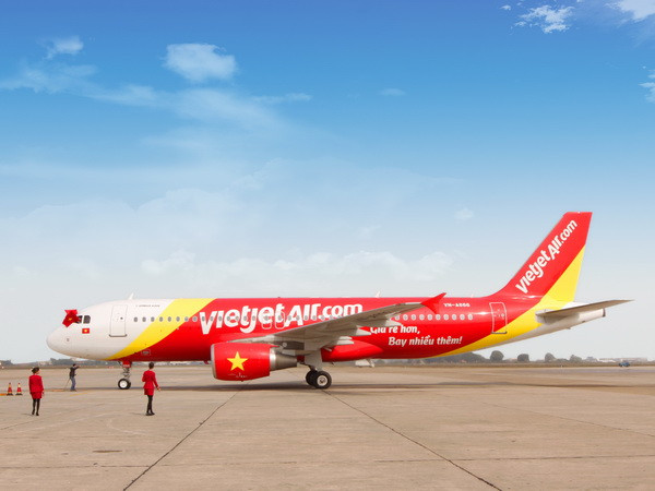 Kỷ luật nhiều cá nhân liên quan vụ hạ cánh nhầm của VietJet Air ảnh 1