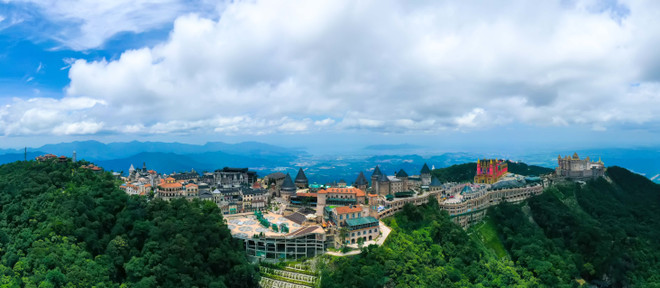 Tạo sản phẩm du lịch đặc sắc, níu chân du khách tới Việt Nam ảnh 2