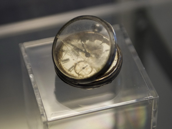 Hàng trăm hiện vật liên quan tới tàu Titanic lên sàn đấu giá ảnh 1