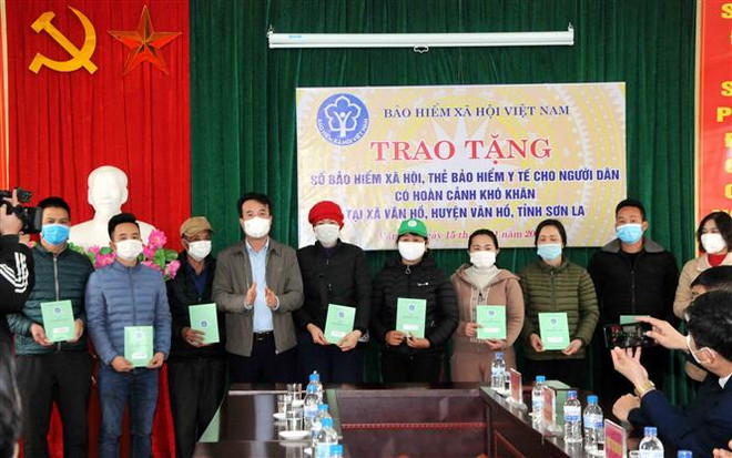 BHXH Việt Nam mang Tết ấm đến với người nghèo Xuân Nhâm Dần 2022 ảnh 1