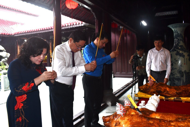 ttxvn_tri an con dao.jpg