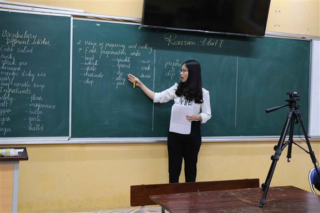 TP.HCM: Khắc phục những hạn chế trong dạy học trực tuyến ảnh 1