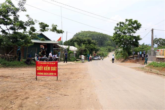 Sơn La chấm dứt cách ly y tế đối với một số cụm dân cư ảnh 1