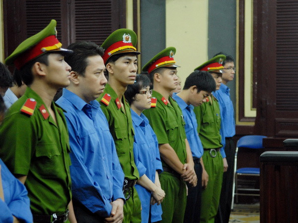 Tòa phúc thẩm giữ nguyên mức án tù chung thân với Huyền Như ảnh 1