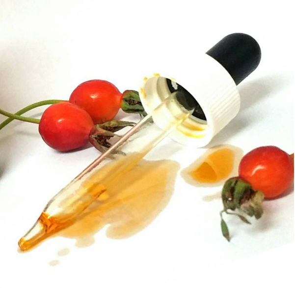 Da mặt căng mượt, không nhờn dầu với tinh chất hạt tầm xuân ảnh 3