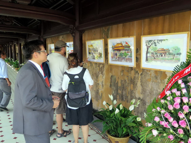 Nét đẹp Cố đô Huế qua con mắt của các họa sỹ nước ngoài ảnh 1