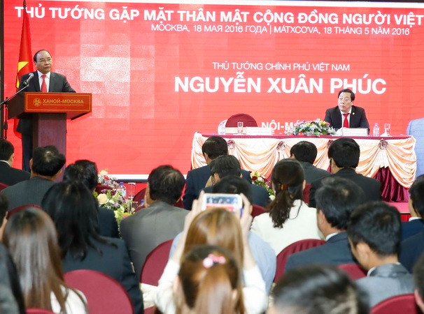 Thủ tướng gặp gỡ cộng đồng người Việt Nam tại Liên bang Nga ảnh 1