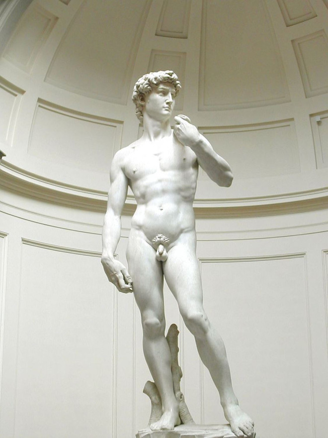 Tượng David, được Michelangelo hoàn thành năm 1504, là một trong các kiệt tác nổi tiếng nhất thời kỳ Phục hưng. (Nguồn: Wikipedia) Michelangelos_David.jpg