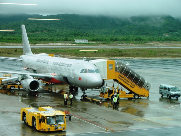 Đình chỉ các kiểm soát viên không lưu vụ máy bay Jetstar mất liên lạc ảnh 1