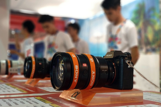 [Photo] Giới trẻ xếp hàng trải nghiệm công nghệ đỉnh cao của Sony ảnh 2