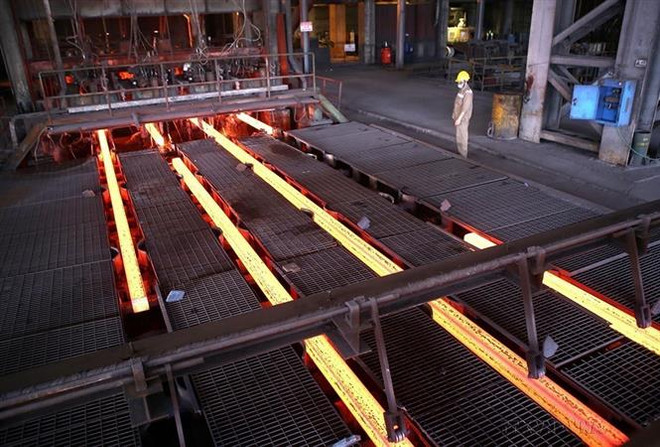 Vietnam Report công bố Top 10 công ty vật liệu xây dựng năm 2023 ảnh 1