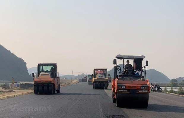 Làm rõ trách nhiệm việc thảm bêtông nhựa khi trời mưa ở Quảng Trị ảnh 1