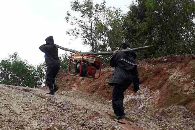Nhà mạng ráo riết bảo đảm thông tin liên lạc trước cơn bão số 10 ảnh 3
