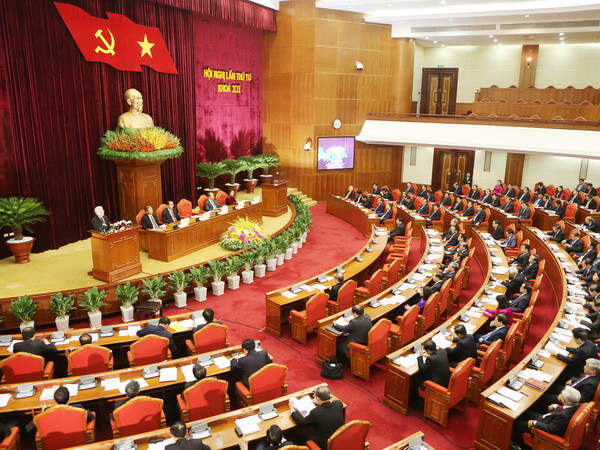 Ngày làm việc thứ hai Hội nghị lần thứ tư Ban Chấp hành TW Đảng ảnh 1