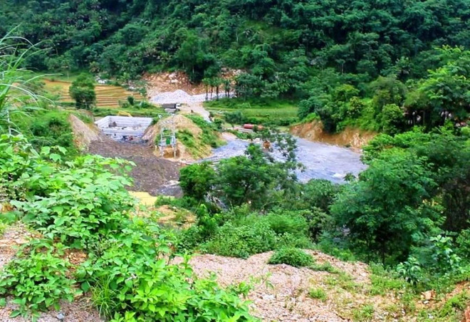 Các địa phương xử lý rốt ráo thủy điện vi phạm do VietnamPlus phản ánh ảnh 3