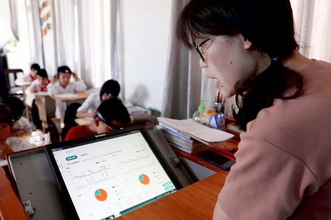 Bắc Kinh hạn chế cho học sinh dùng thiết bị điển tử, nâng cao thể chất ảnh 1