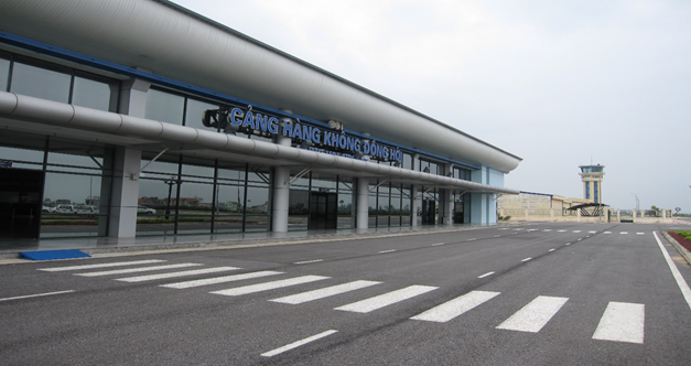 Sân bay Đồng Hới đã mở cửa khai thác trở lại sau ảnh hưởng bão số 6 ảnh 1