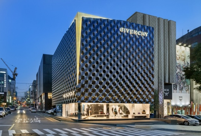 (Nguồn: retaildesignblog.net) Hàn Quốc - miền đất hứa của thị trường xa xỉ phẩm ảnh 2