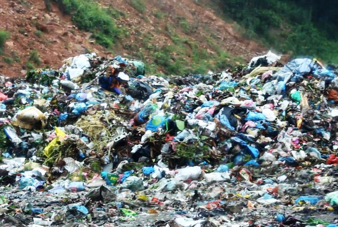 Hà Giang: Dân kêu trời vì mùi hôi thối của bãi gom rác không quy hoạch ảnh 1