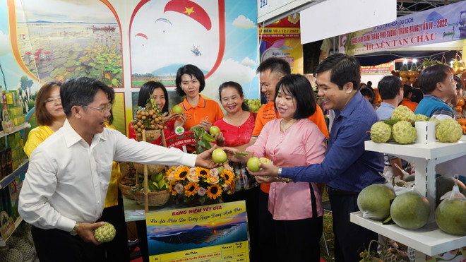 Động lực phát triển khu vực nông thôn từ các sản phẩm OCOP ảnh 1