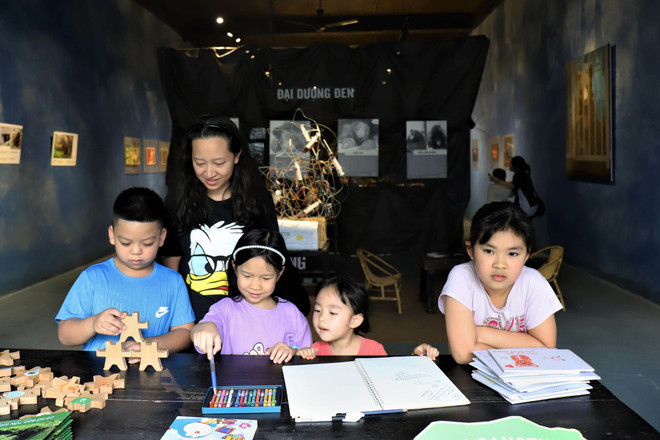 Ninh Bình: Nhà triển lãm miễn phí đưa nghệ thuật đến gần công chúng ảnh 3