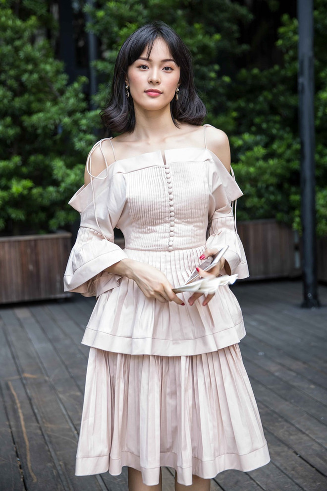 Dàn sao Việt nô nức tham gia show diễn thời trang hè 2017 ảnh 6