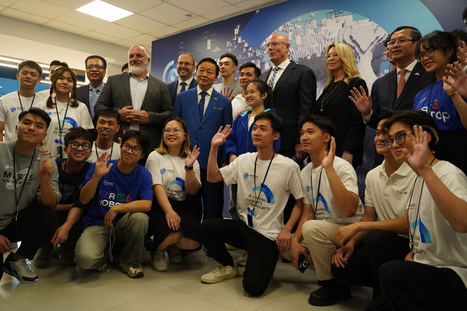 ttxvn_uy ban lien chinh phu viet nga (1).jpg