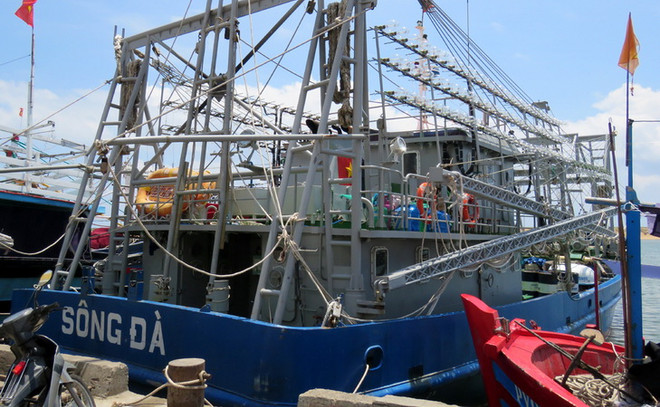 Nghịch lý tàu vỏ sắt “thắt” hành trình mưu sinh của ngư dân ảnh 1