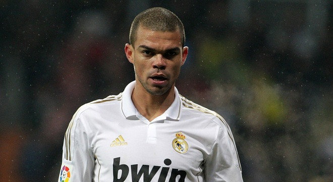 Tin tối 9/5: Áo đấu Bayern gây thất vọng, M.U tranh Cole ảnh 2