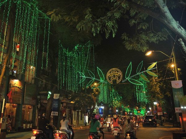 Ảnh minh họa. (Nguồn: TTXVN) Hà Nội chỉnh trang đô thị đón Xuân Giáp Ngọ 2014 ảnh 1