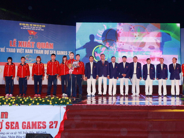 Đoàn thể thao Việt Nam xuất quân dự SEA Games 27 ảnh 1