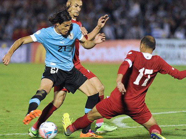 Tin sáng 21/11: M.U săn Draxler, Uruguay giành vé cuối ảnh 1