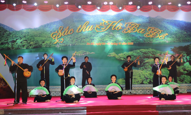 Bắc Kạn: Khai mạc Lễ hội “Sắc thu hồ Ba Bể” lần đầu tiên ảnh 1