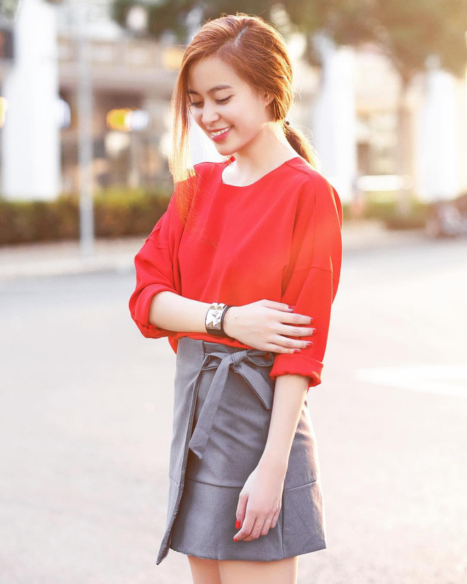 Đuôi ngựa buộc thấp Kiểu tóc sao Việt gắn bó trung thành nhất ảnh 6