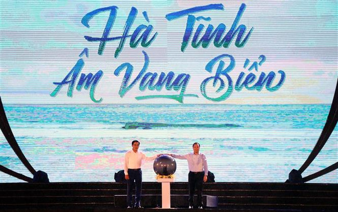 Hà Tĩnh: Chương trình nghệ thuật khai trương du lịch biển năm 2022 ảnh 1