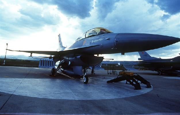 Thổ Nhĩ Kỳ bắn hạ một máy bay Syria do xâm phạm không phận ảnh 1