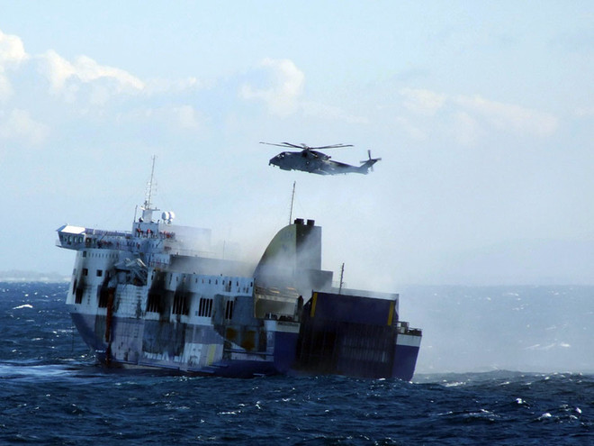 Vụ cháy phà Norman Atlantic ở Hy Lạp: Vớt được thi thể thứ 11 ảnh 1