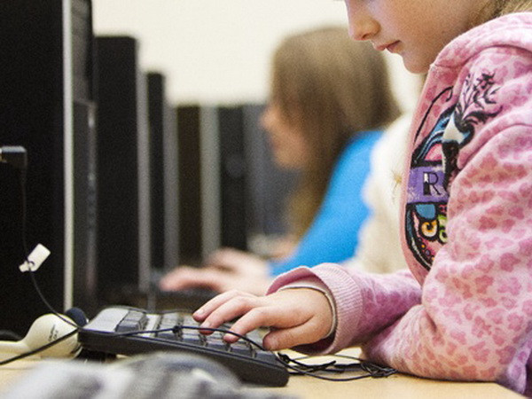 Hơn 4 tỷ người trên thế giới vẫn chưa biết sử dụng Internet ảnh 1