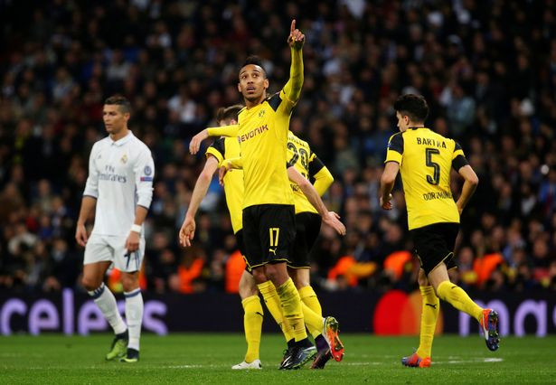 Real Madrid tự đưa mình vào thế khó sau trận hòa Dortmund. (Nguồn: REUTERS) Real Madrid-Dortmund: Những rủi ro trong trận cầu nhiều kỷ lục ảnh 1