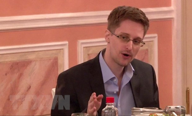 Tổng thống Mỹ Donald Trump cân nhắc tha tội cho Edward Snowden ảnh 1