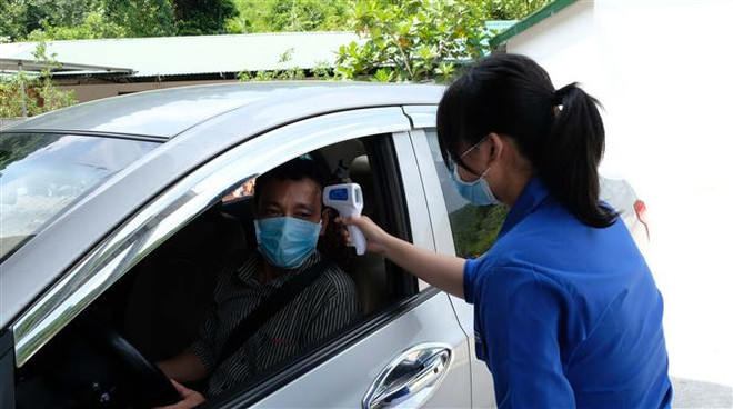 Những “lá chắn thép” phòng COVID-19 cho phố núi Đà Lạt ảnh 2