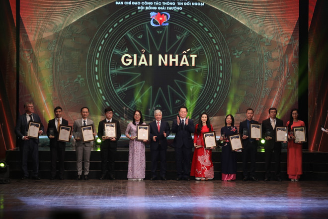 Phát biểu của Thủ tướng tại Lễ trao Giải thưởng Thông tin đối ngoại ảnh 1