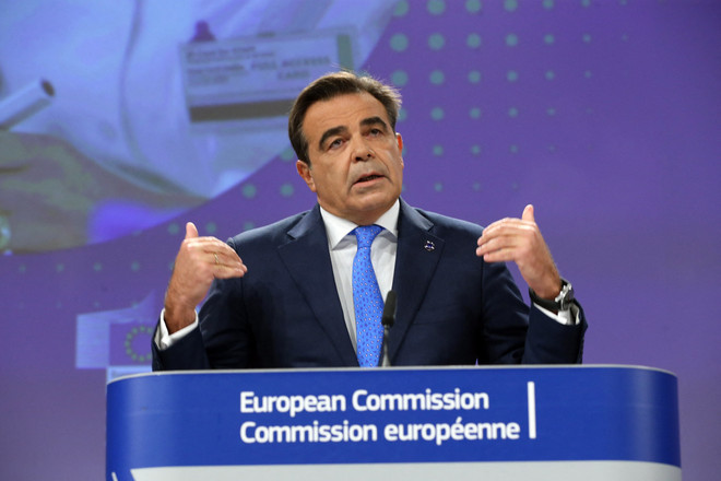 EU tuyên bố Anh phải tự giải quyết vấn đề người di cư sau Brexit ảnh 1