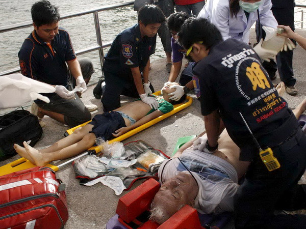 Thái Lan: Chìm phà chở khách du lịch, 6 người chết ảnh 1