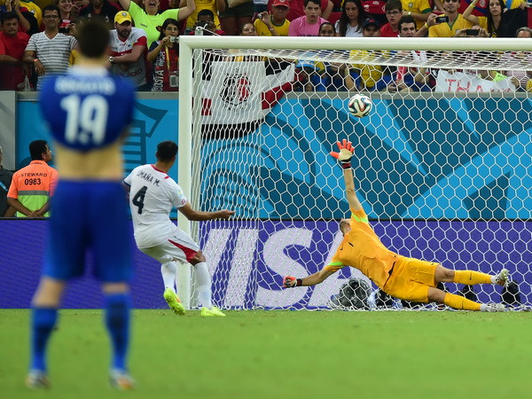 Loạt sút luân lưu giúp Costa Rica thăng hoa, Hy Lạp đau khổ ảnh 1