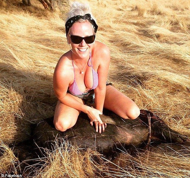 Những cô gái thích săn lợn rừng đối mặt với hàng loạt chỉ trích ảnh 1