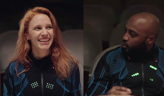 Áo khoác hỗ trợ cảm thụ âm nhạc cho người khiếm thính ảnh 1