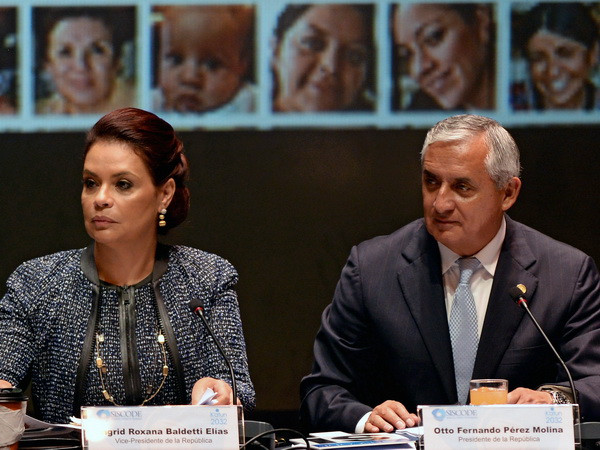 Tổng thống Guatemala tuyên bố không từ chức bất chấp sức ép ảnh 1